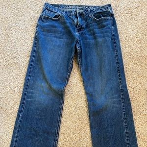American Eagle men’s jeans